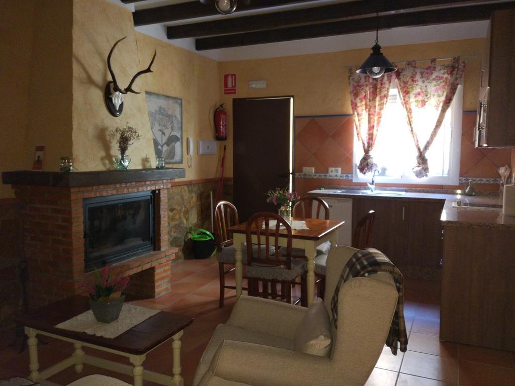 Casa Rural Sierra De Coripe Exterior photo